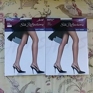 Set of 2 Hanes Silk Reflections Pantyhose